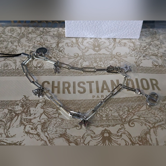 Dior Phone charm - Picture 9 of 11